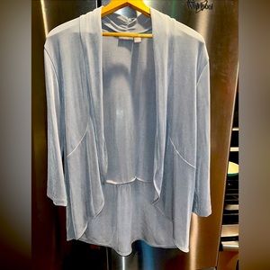 Chicos Travelers size 1 GRAY CARDIGAN,  Silver Slinky Open Front Draped stretchy